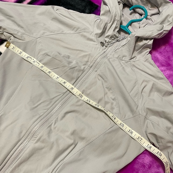Lululemon Influx jacket - Picture 9 of 9